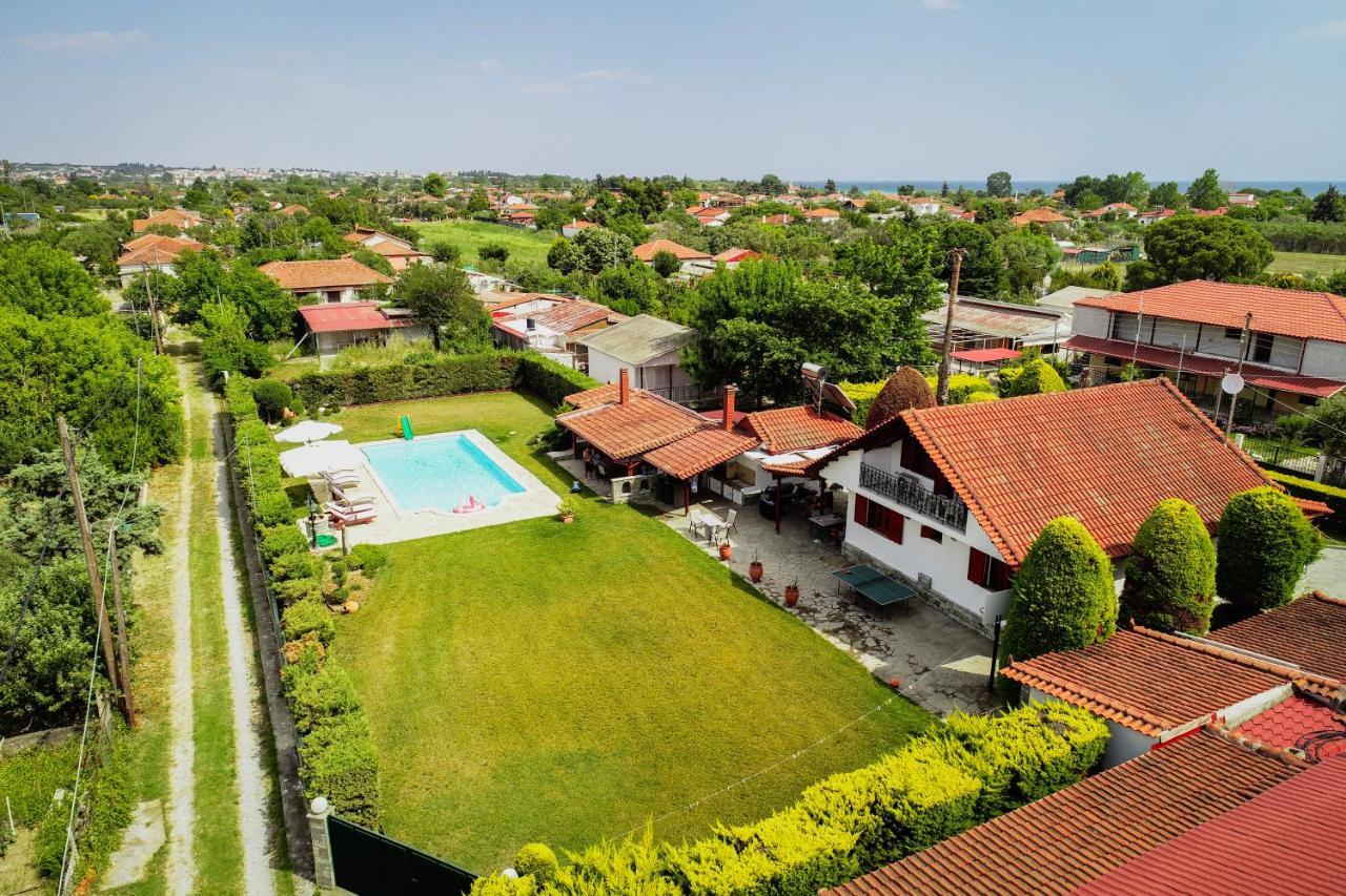 Renaissance Holidays Villa Nea Kallikrateia Exteriér fotografie