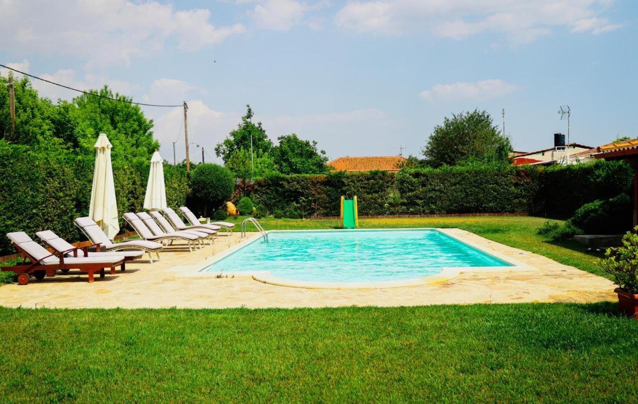 Renaissance Holidays Villa Nea Kallikrateia Exteriér fotografie